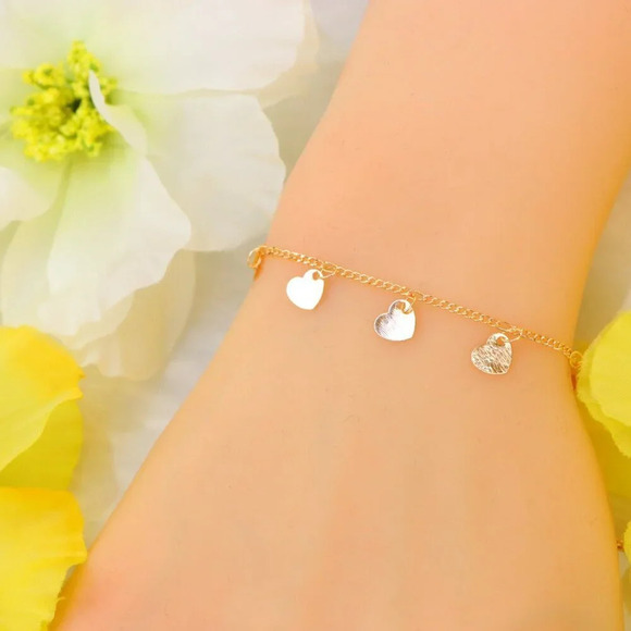 "Minimalist Bracelet, Sleek & Modern Design, Women’s Fashion, YC110215-B - Picture 4 of 10